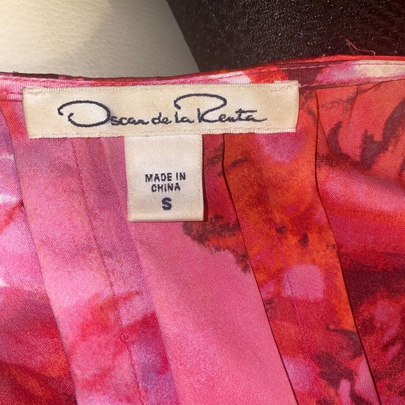 Oscar del la Renta Floral Robe - Picture 8 of 12